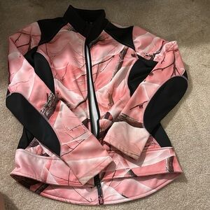 Pink cameo jacket 
Women’s medium